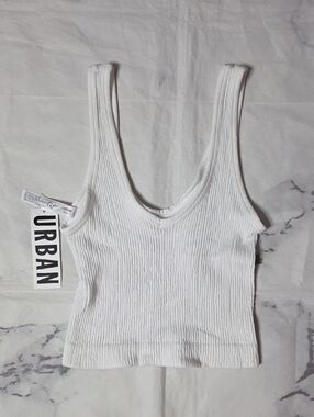 Urban Outfitters Out From Under White Ribbed V-Neck Cropped Tank Top